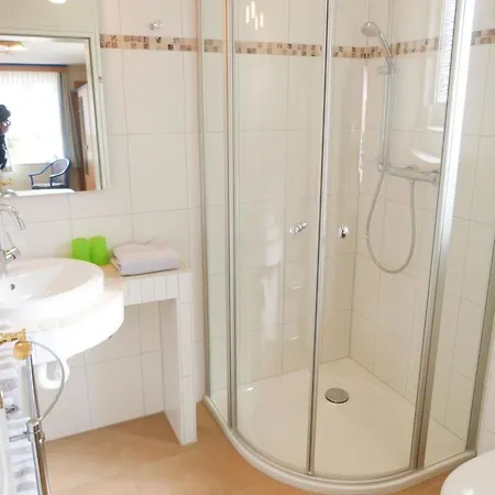 *ual Welhues* * Norddorf