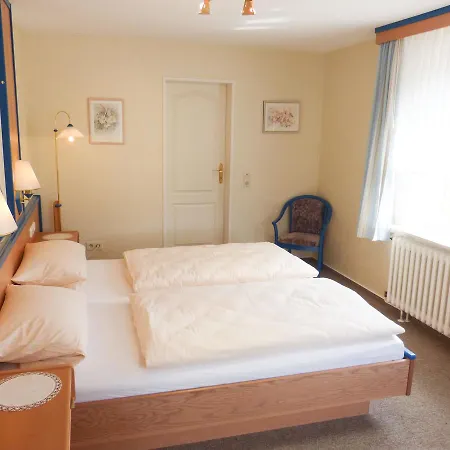 *ual Welhues* * Norddorf