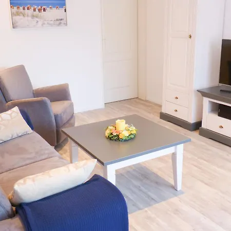 *ual Welhues* * Norddorf