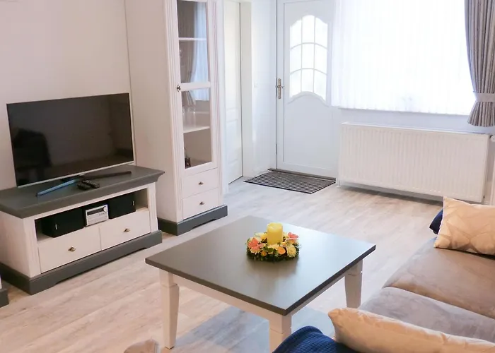 Semesterbostad *ual Welhues* *